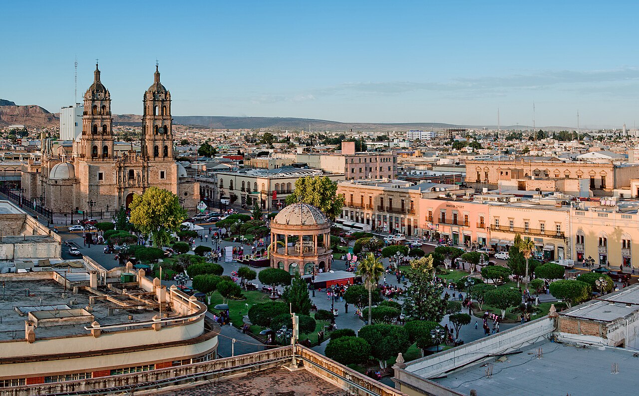 Paseo en el tren del Espinazo del Diablo y set de cine