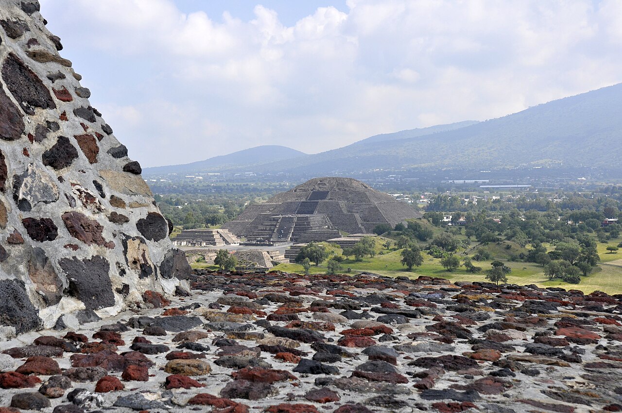 Expedición a Teotihuacán pirámides desde Toluca