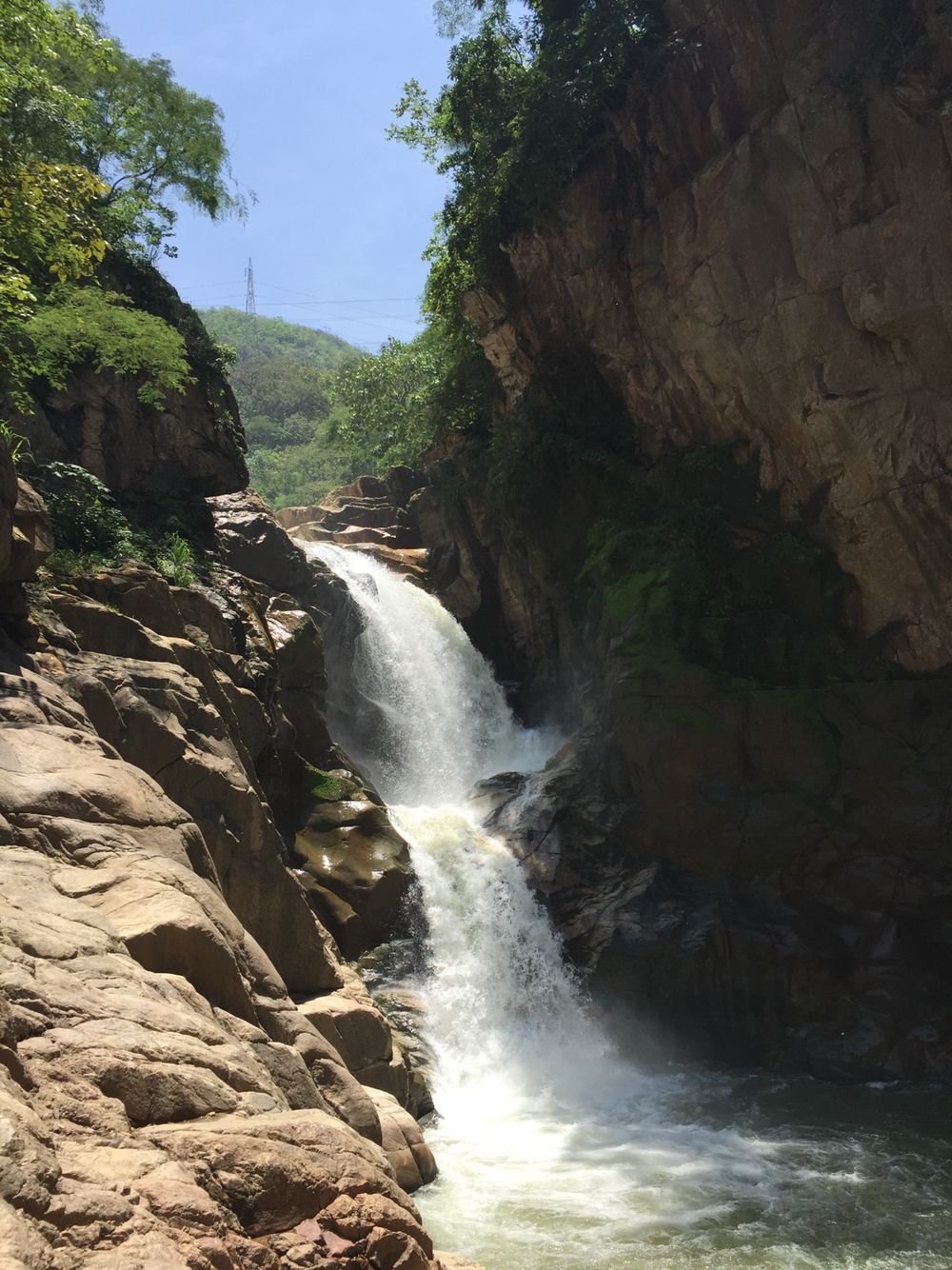 Tour a la cascada "el salto" en Minanitlán, saliendo desde la ciudad de Colima