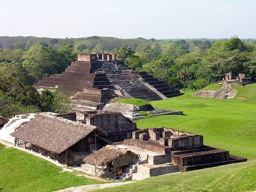 Tour a "Comalcalco" zona arqueológica en Tabasco, saliendo desde la ciudad de Villahermosa